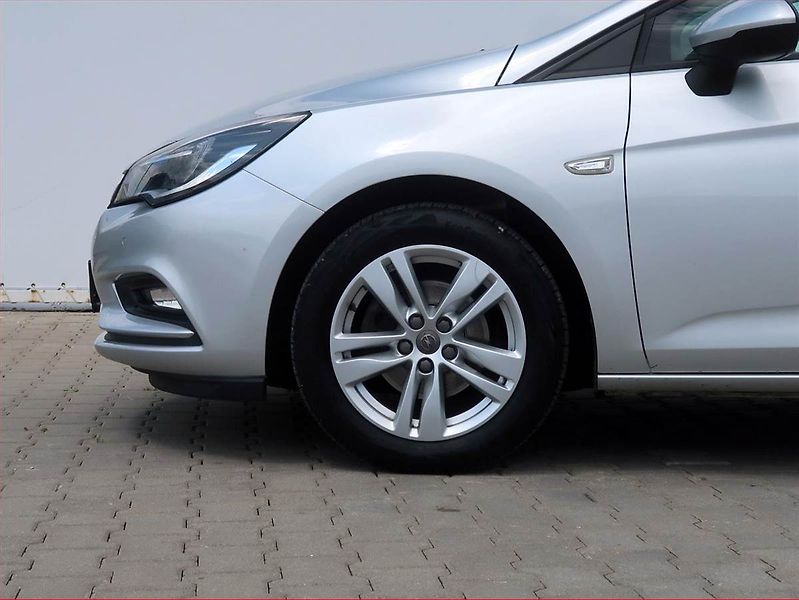Opel Astra (2019) 1.4 T, Serv.kniha, Tempomat - fotka 14 z 16