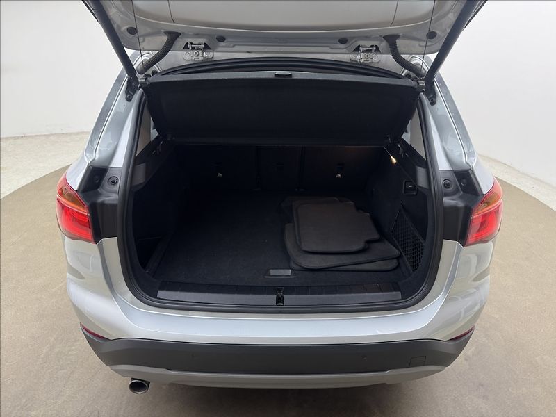 BMW X1 2,0 18d AUTOMAT SERVIS ČR - fotka 44 z 44