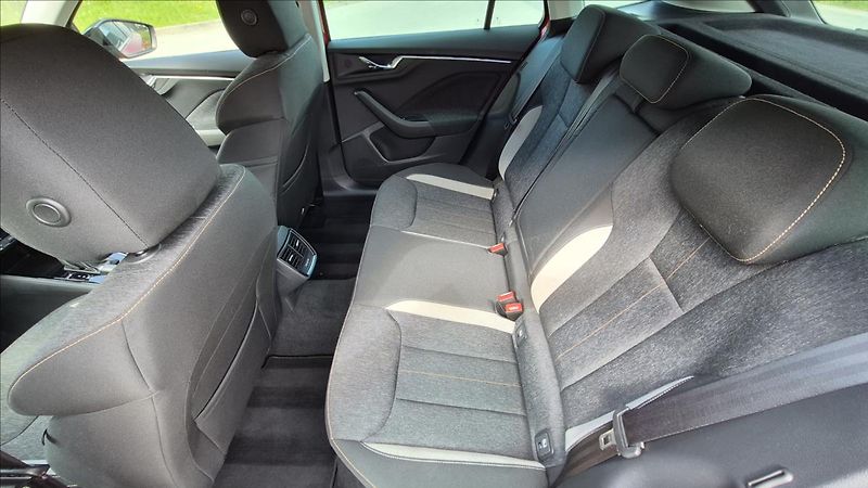 Škoda Scala 1,6 TDi 85 Kw Style DSG - fotka 13 z 27