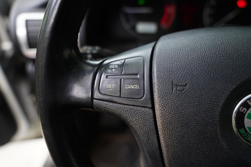 Škoda Superb - fotka 15 z 25