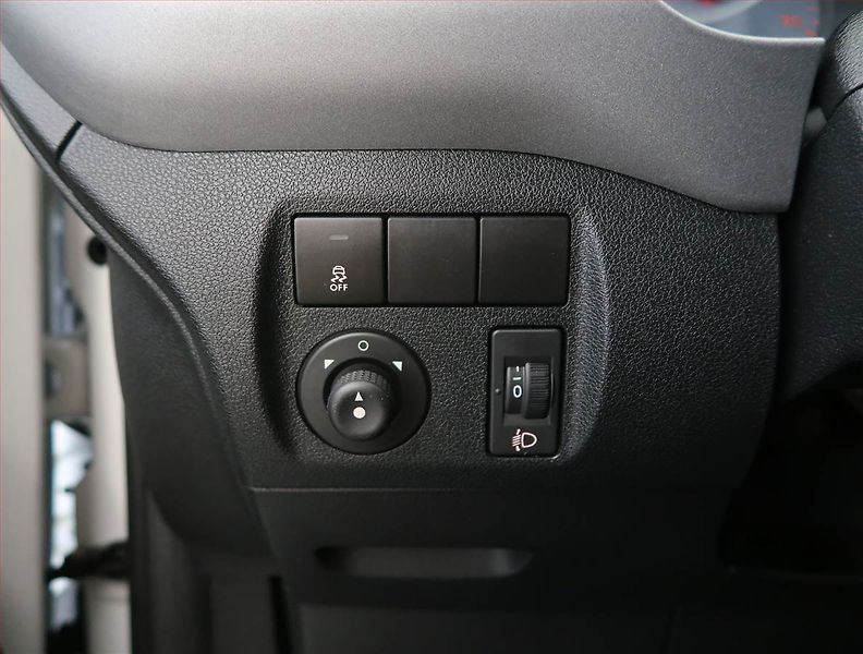 Peugeot Partner (2017) Active 1.6 BlueHDi, 5Míst, ČR - fotka 16 z 16