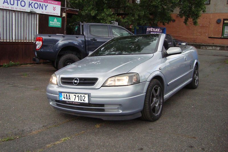 Opel Astra (2002) 1.6i,16V,Cabrio,Bertone,El.Stř - fotka 12 z 65