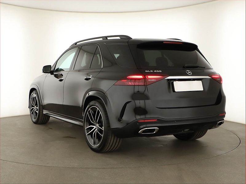 Mercedes-Benz GLE (2026) 450 - fotka 4 z 31