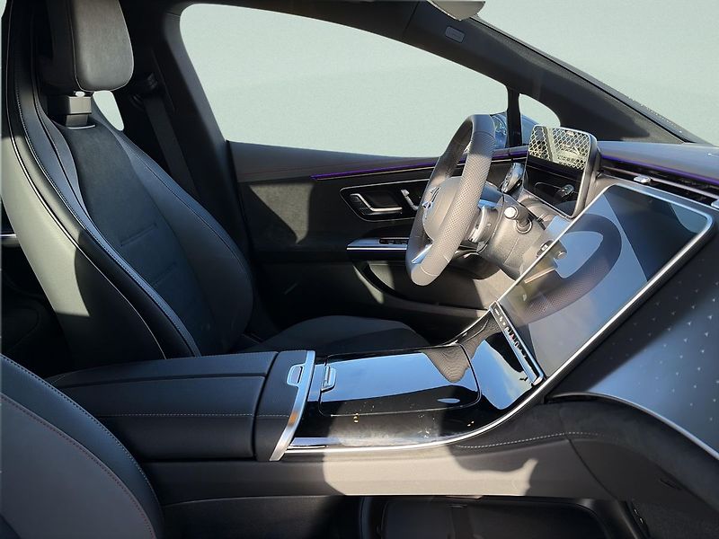 Mercedes-Benz EQE (2025) 350 4MATIC Electric Art Editio - fotka 12 z 13