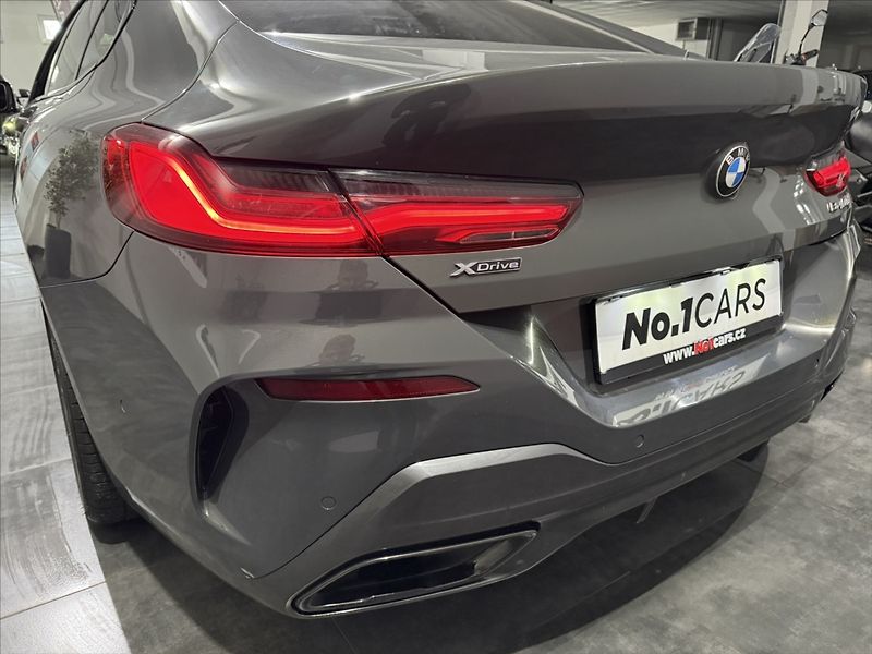 BMW Řada 8 3,0   840 XD 250kW M-PAK LASER - fotka 40 z 47