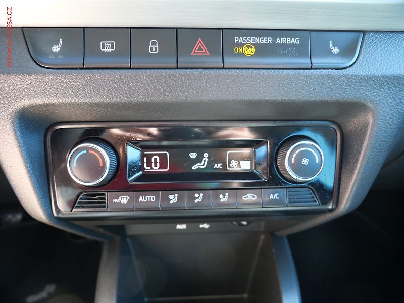 Škoda Fabia (2015) 1.2 TSI, Ambition - fotka 17 z 18