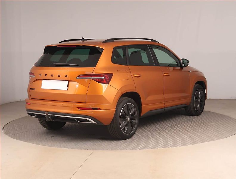 Škoda Karoq (2023) Sportline 1.5 TSI, Sport-Line - fotka 5 z 20