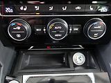 Volkswagen Passat (2015) 2.0TDI 4x4, ČR, DSG, navi - náhled 20