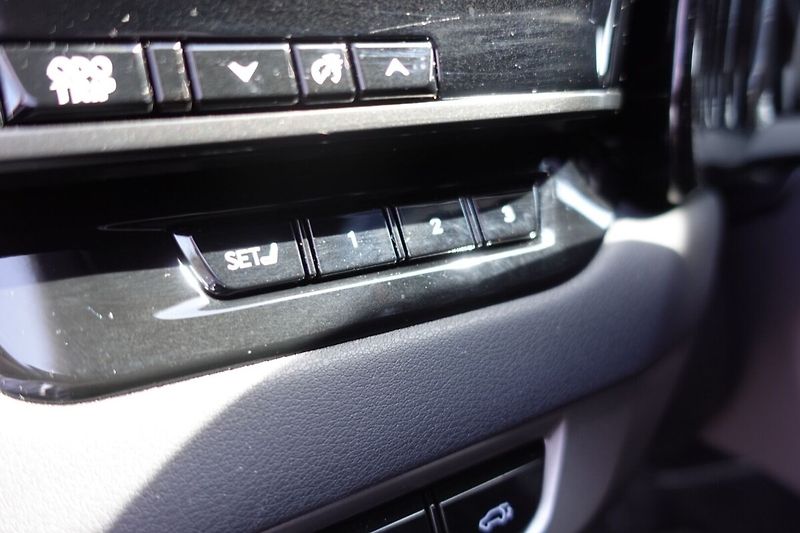 Lexus RX 350h RX350h Executive - fotka 21 z 37