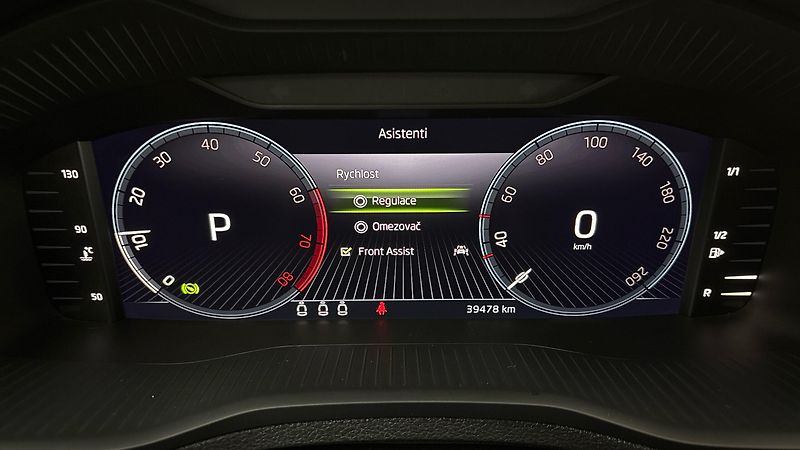 Škoda Karoq 1.5 TSI DSG Style - fotka 10 z 29