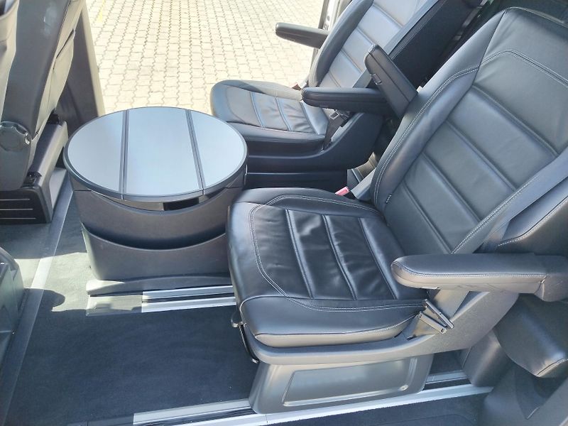 Volkswagen Multivan (2021) Multivan 2,0 TDI 4x4 146kW DSG - fotka 27 z 43