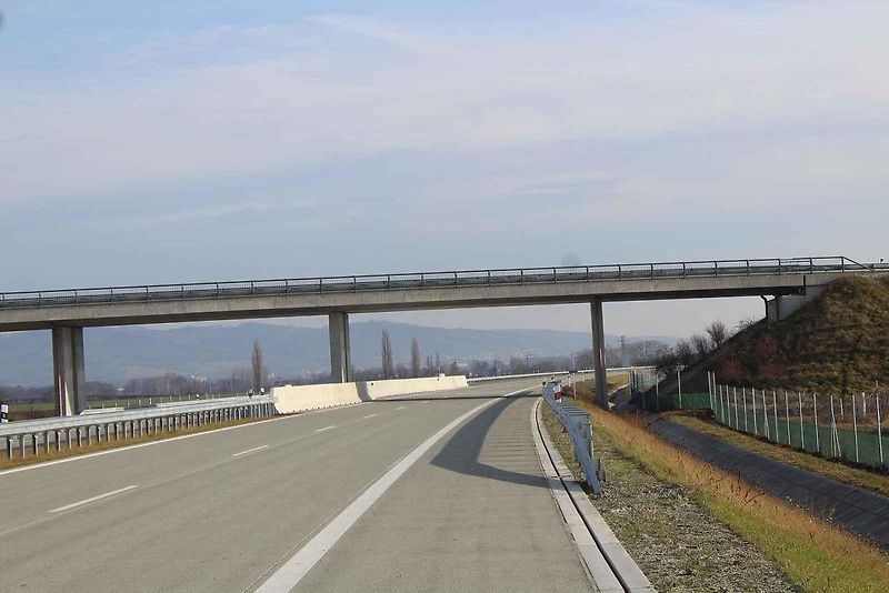 Dokončený úsek dálnice D49 od Hulína po mimoúrovňovou křižovatku u Martinic (prosinec 2024)