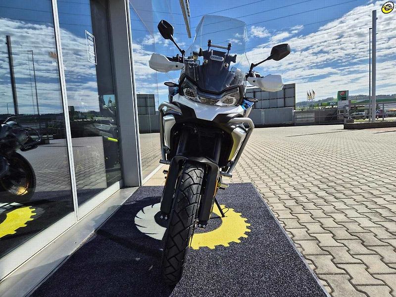 CFMOTO (2026) 700 MT Adventure + boxy za 1Kč - fotka 29 z 39