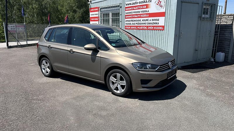 Volkswagen Golf Sportsvan (2017) 1,2 81KW AUTOMAT COMFORTLINE - fotka 17 z 18