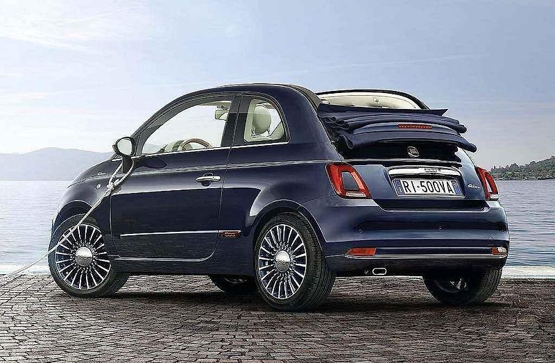 Fiat 500 Riva.
