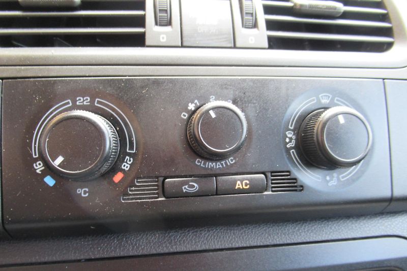 Škoda Fabia 1.2i KLIMA - fotka 11 z 32