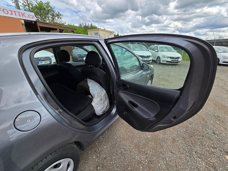 Peugeot 206 (2009) 206 1.1 44kw,klima,2 s - fotka 18 z 23