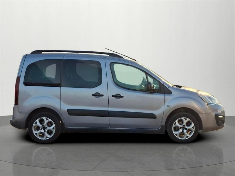 Citroën Berlingo 1,6 HDi 73 Kw 5 míst ČR DPH - fotka 7 z 15