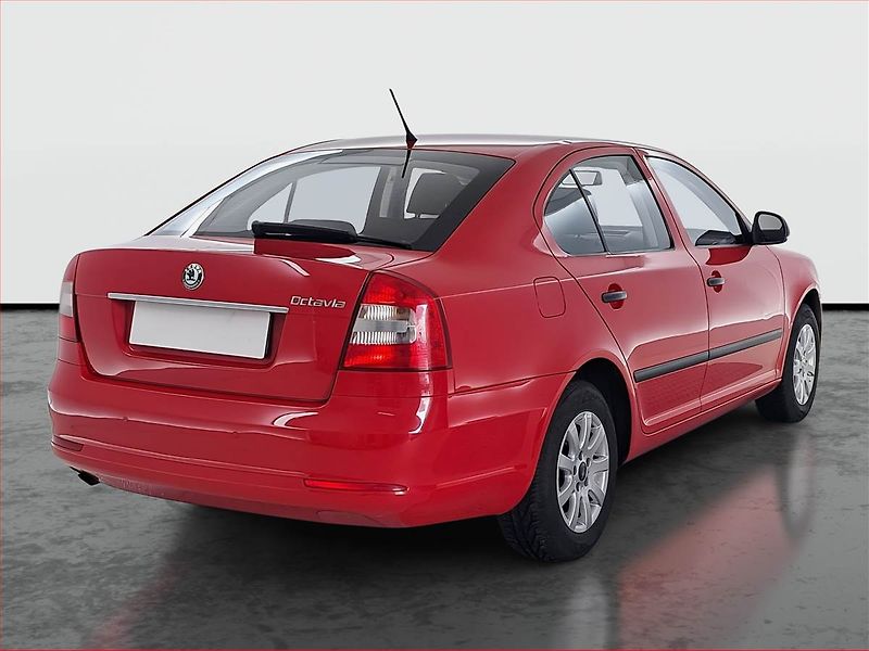 Škoda Octavia (2010) Ambiente 1.2 TSI, po STK - fotka 5 z 14