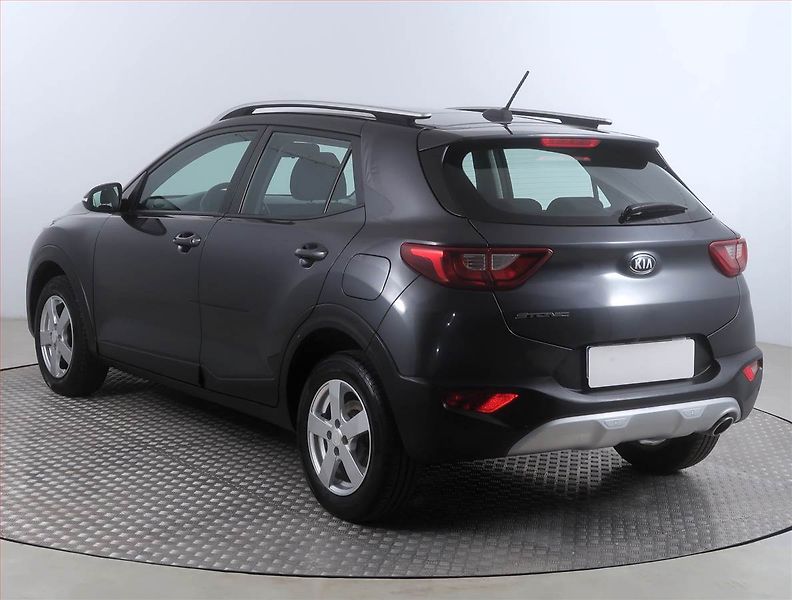 Kia Stonic (2017) 1.4 CVVT, Serv.kniha, Tempomat - fotka 4 z 16