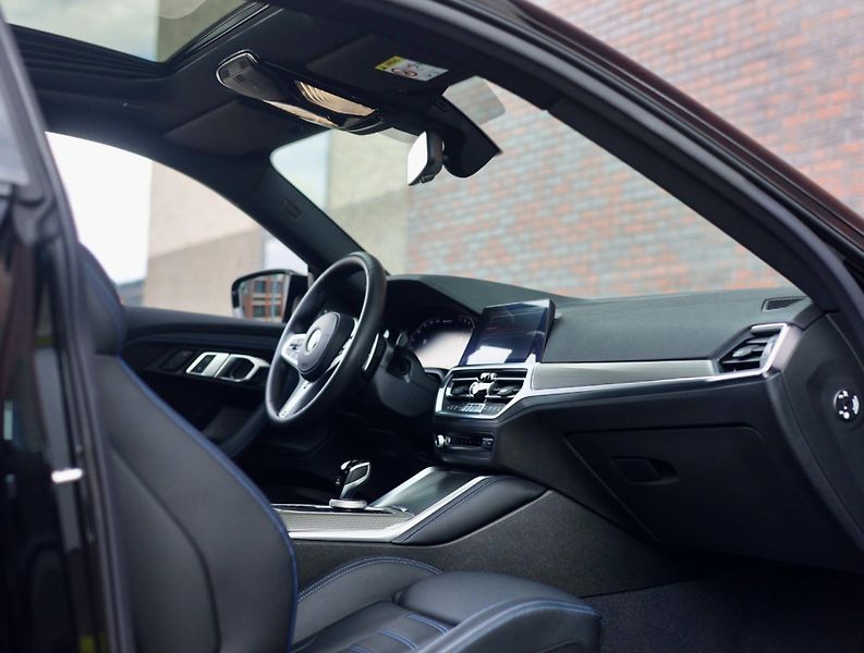 BMW M2 (2022) 40i xDrive Coupé - fotka 21 z 39