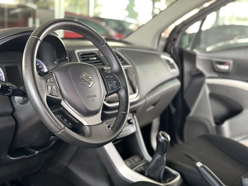 Suzuki SX4 S-Cross 1,0BoosterJet*Navi - fotka 12 z 32