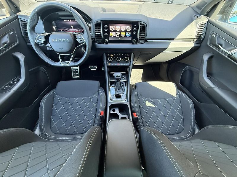 Škoda Karoq DSG 1,5TSi 110kW SportLine - fotka 10 z 24