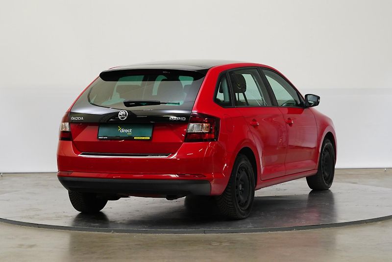 Škoda Rapid - fotka 3 z 6
