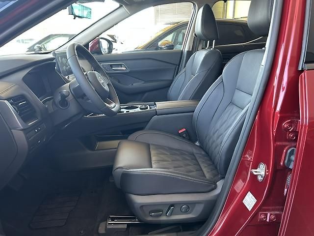 Nissan X-Trail (2025) EPOWER 213HP 4x4 Tekna  - fotka 4 z 8