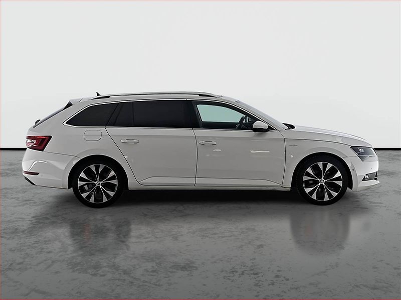 Škoda Superb (2016) Laurin&Klement 2.0 TDI - fotka 6 z 26