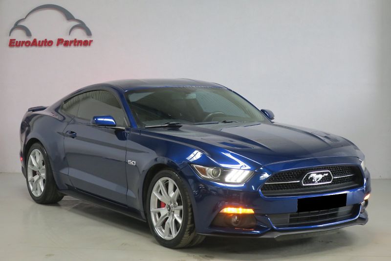 Ford Mustang (2015) 5.0 Ti-VCT V8 GT 50 automat - fotka 5 z 48