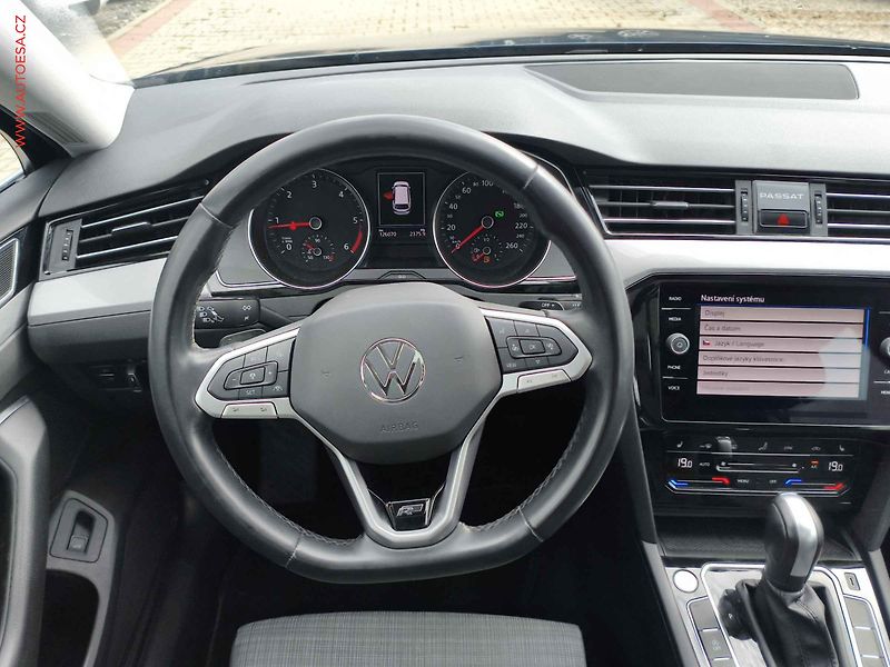 Volkswagen Passat (2022) 2.0 TDi, Business,  DSG - fotka 11 z 19
