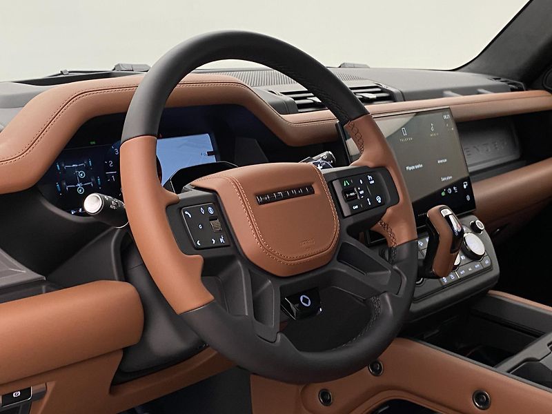 Land Rover Defender (2026) OCTA P635 AWD AUT - fotka 4 z 76