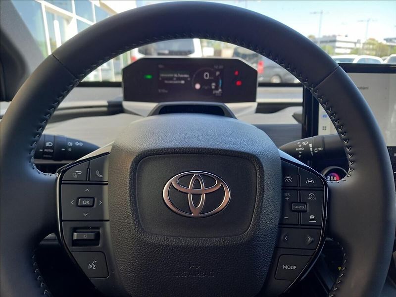 Toyota C-HR Style Dynamic 73 kWh  FWD - fotka 14 z 14