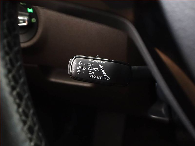 Škoda Octavia (2015) Laurin&Klement 2.0 TDI, 4X4 - fotka 18 z 21