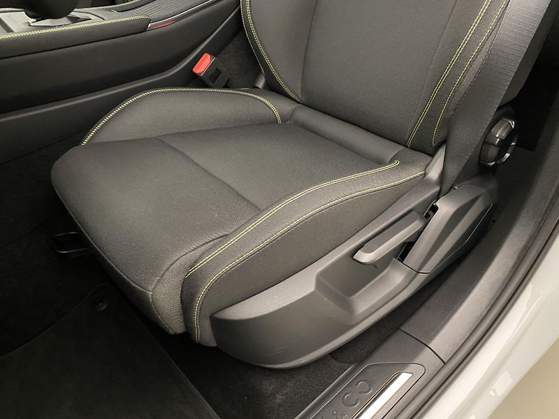 Lynk & Co 01 (2025) CORE PHEV AUT CZ 1.maj - fotka 29 z 94