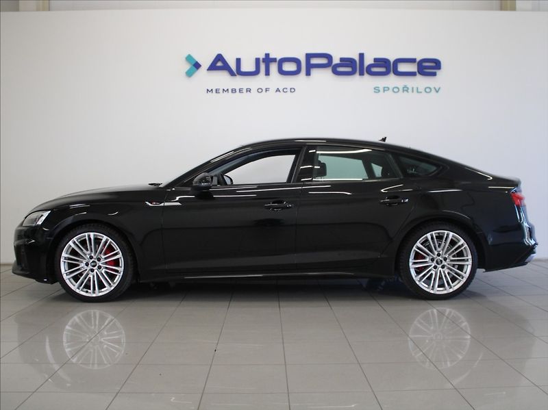 Audi A5 2,0 40TDi S-Line 55tkm. ČR - fotka 5 z 27
