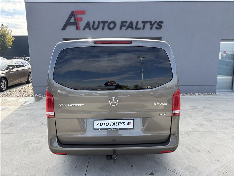 Mercedes-Benz Vito 2,1 140 kw 4x4 L 8 míst servis - fotka 6 z 29