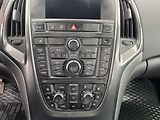 Opel Astra (2012) 2.0 TDCi, AC, navi, park - náhled 12
