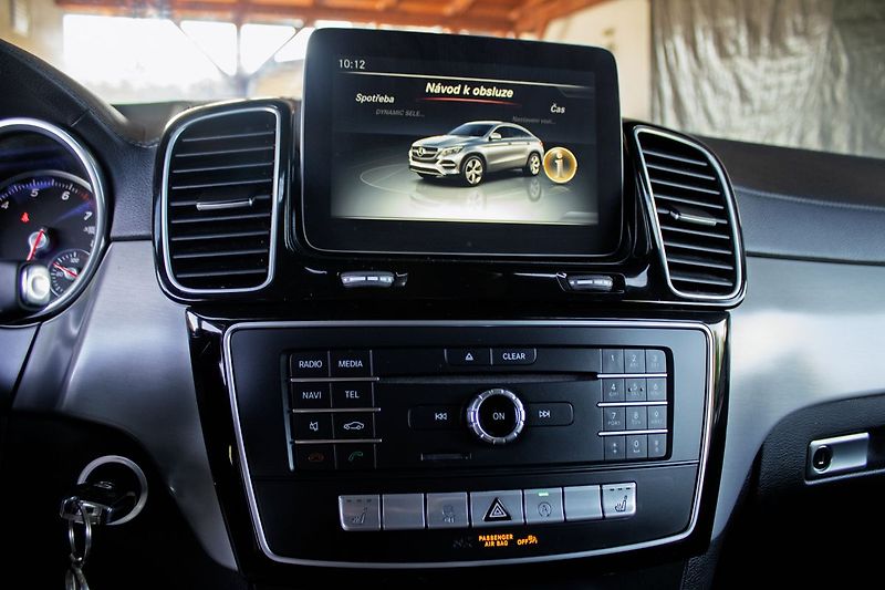 Mercedes-Benz GLE - fotka 16 z 21