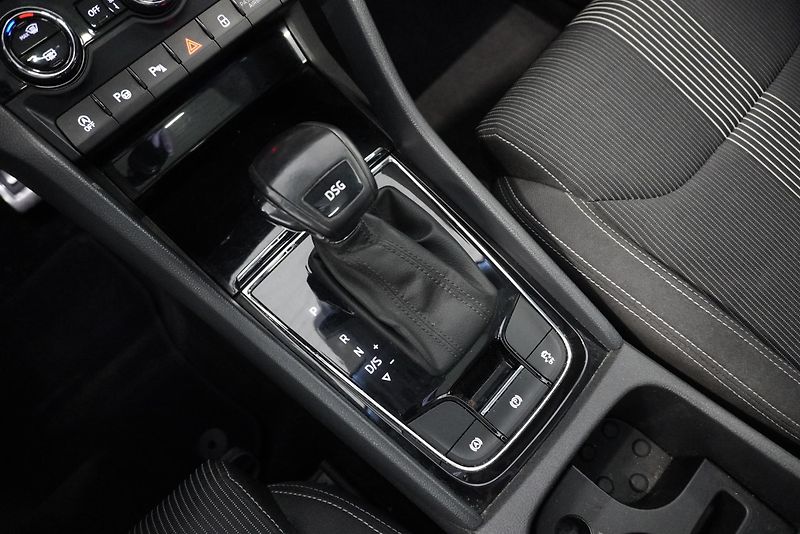 Škoda Karoq (2018) 1.5i 110 kW STYLE AUTOMAT - fotka 22 z 37
