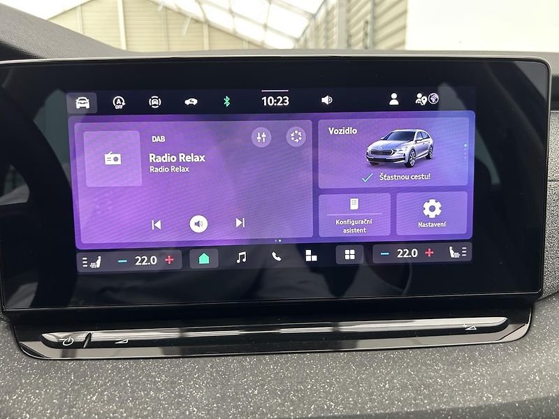 Škoda Octavia 1.5 TSI Top selection - fotka 13 z 26