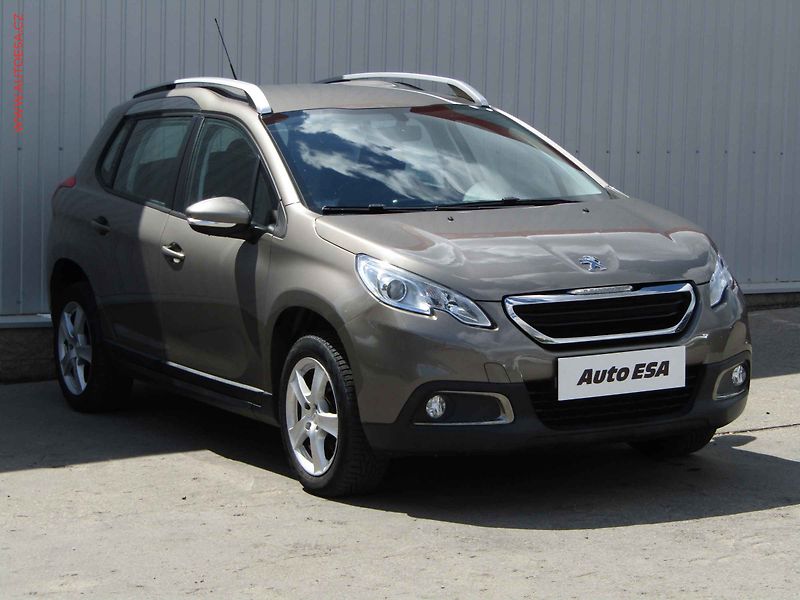 Peugeot 2008 (2016) 1.2 PT, ČR, AC, tempo, park - fotografie inzerátu