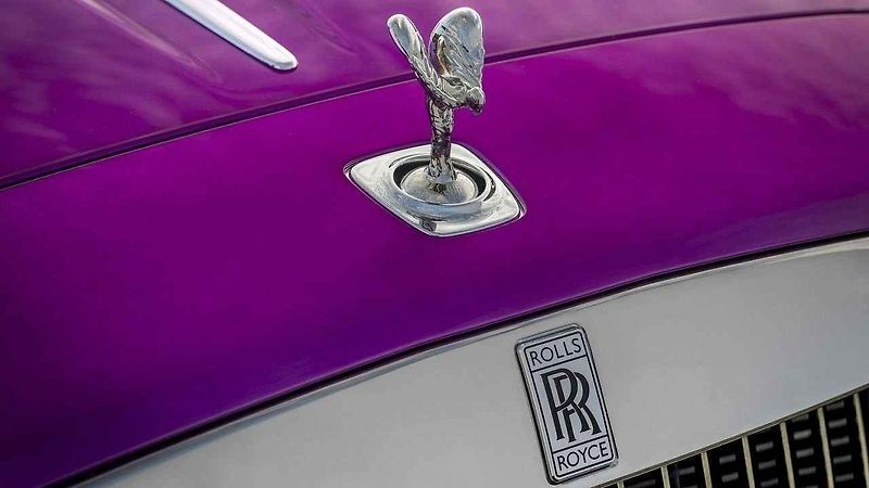 McLaren 720S a Rolls-Royce Dawn v odstínech sběratele Michaela Fuxe.