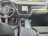 Volvo V60 B4 benzin Plus Dark DCT - náhled 9