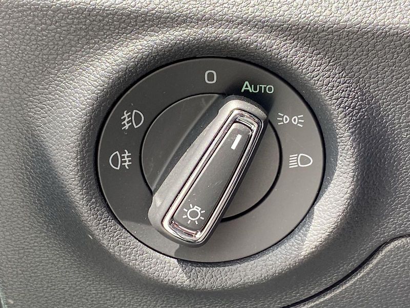 Škoda Scala (2025) 1.5 TSI Top Selection - fotka 18 z 32