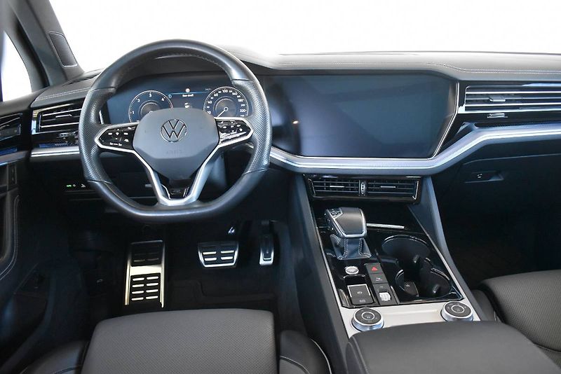 Volkswagen Touareg (2022) 3.0TDI 210kW 4Motion, LED Matr - fotka 19 z 32