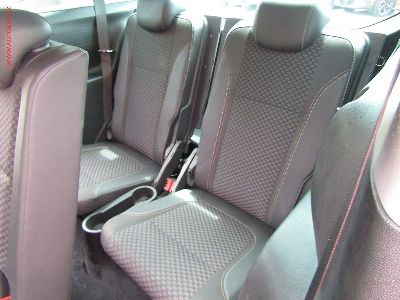 Opel Zafira (2016) 2.0 CDTi, ČR, AT, park.asist - fotka 11 z 22