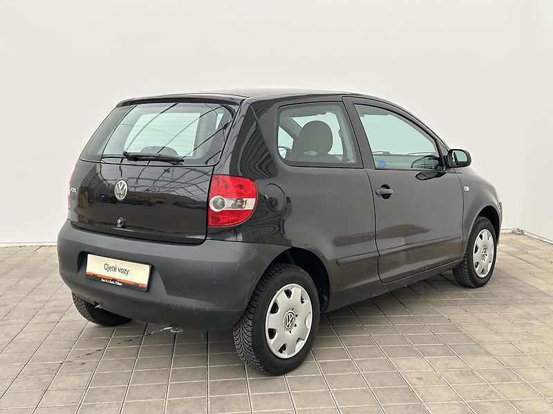 Volkswagen Fox 1.2 HTP - fotka 4 z 44