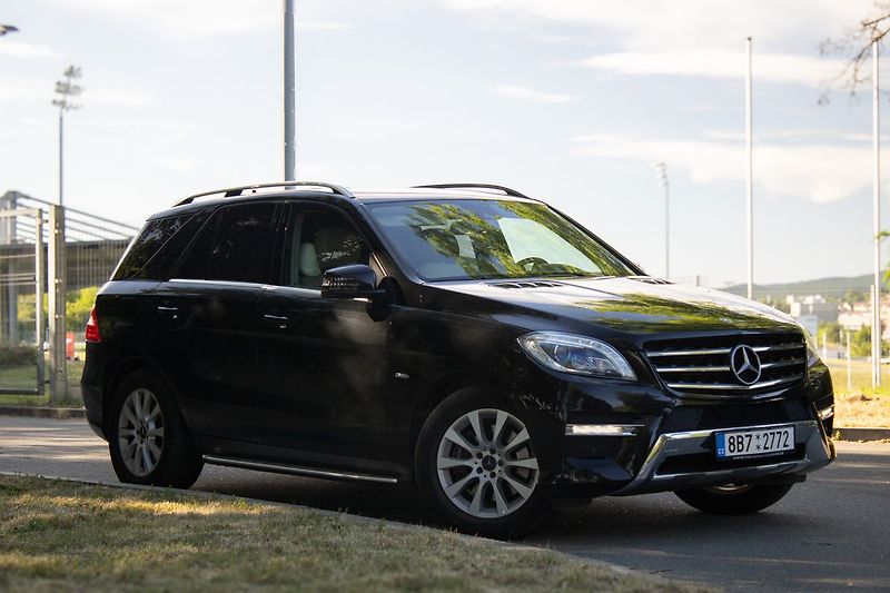Mercedes-Benz Třídy M Servisované, AMG paket, tažné, - fotka 3 z 42